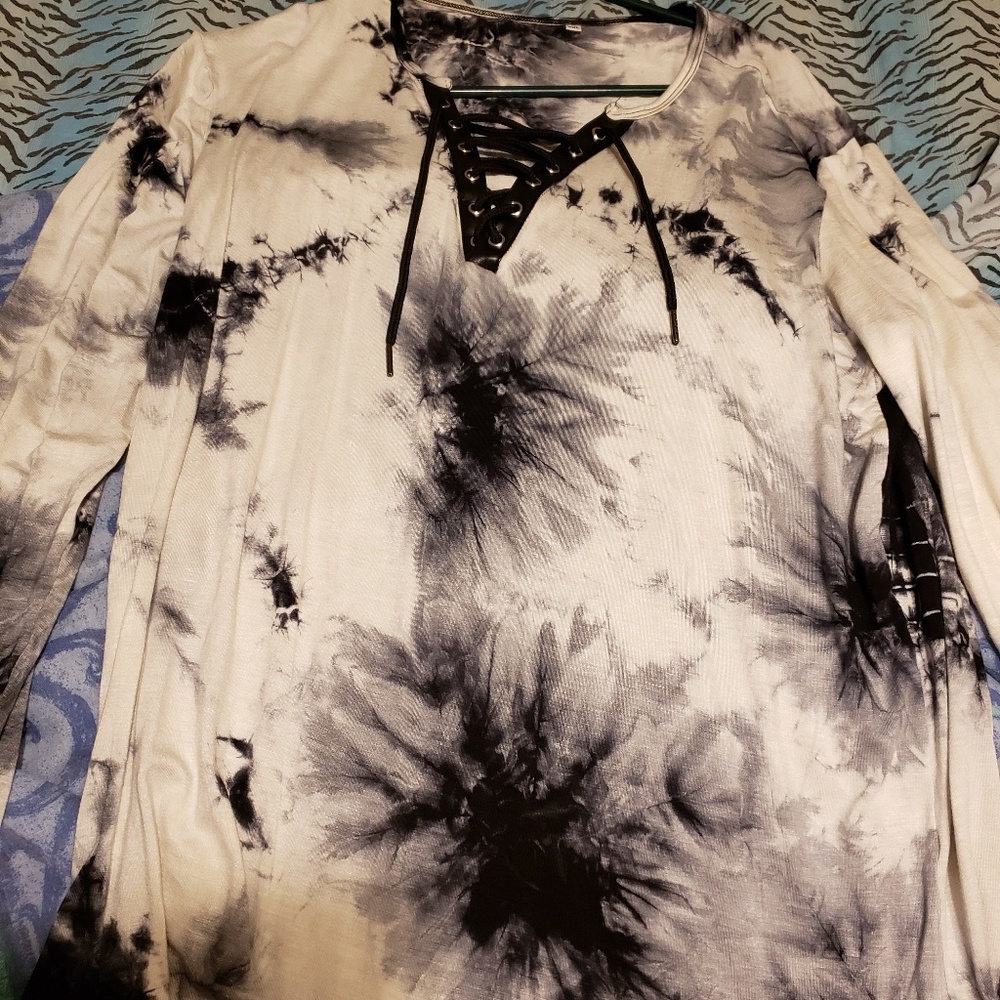 Long sleeve shirt